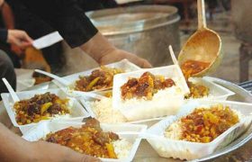 بیش از ۲ هزار بسته غذا بین نیازمندان محله‌های حاشیه‌نشین خرم‌آباد توزیع شد